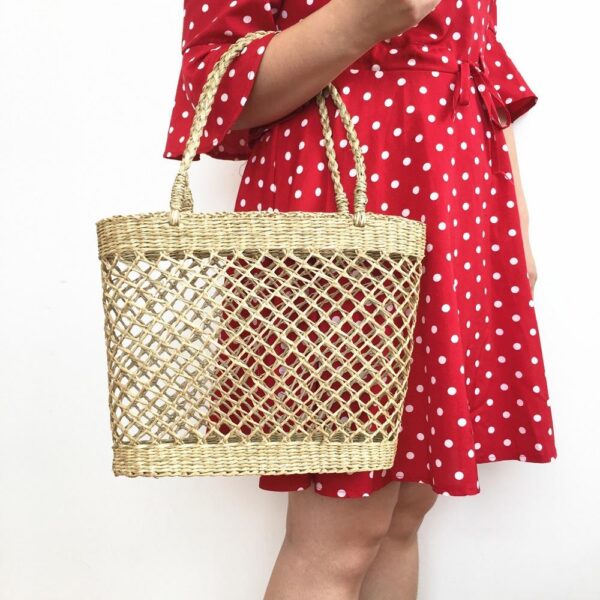 Elegant handmade straw bag - Image 2