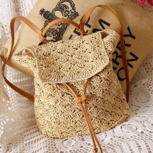 Backpack made of natural straws