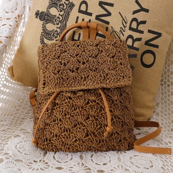 Backpack made of natural straws - Image 4