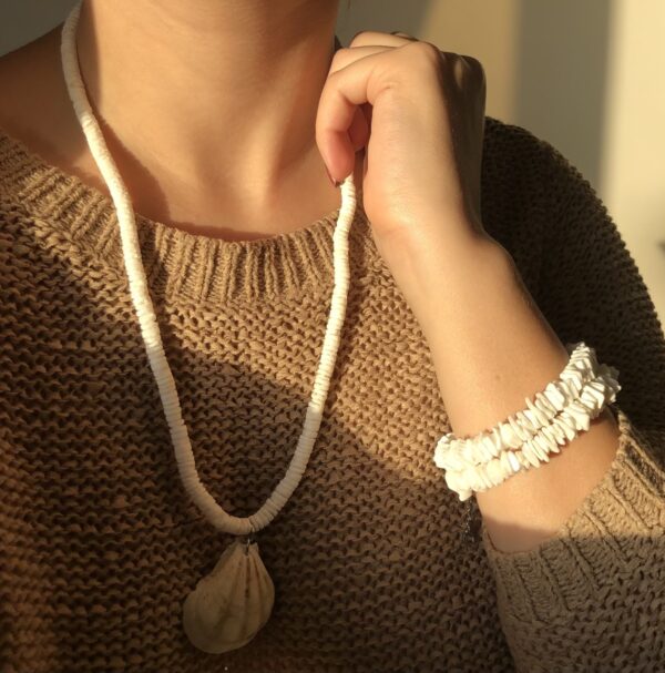 long white seashell necklace - Image 2