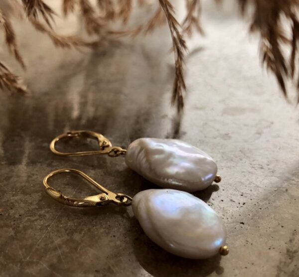 pearl round earrings