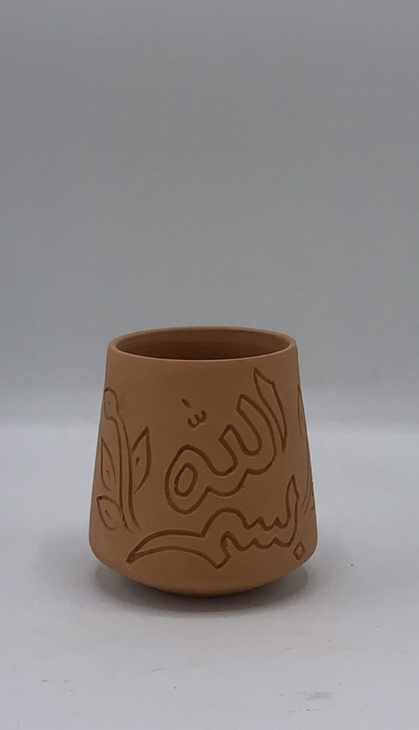 كوب لشرب الماء من الفخار - بدون مقبض